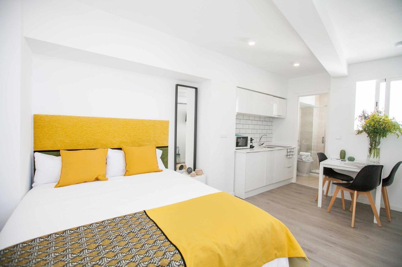 Isg Apartments Adolfo Cuellar 401 Seville Exterior photo